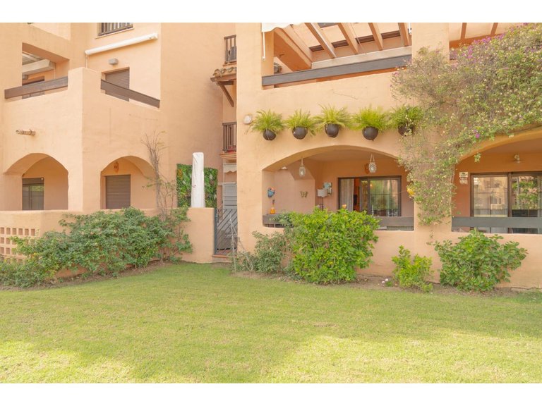 Apartment for Sale in Estepona, Malaga 5