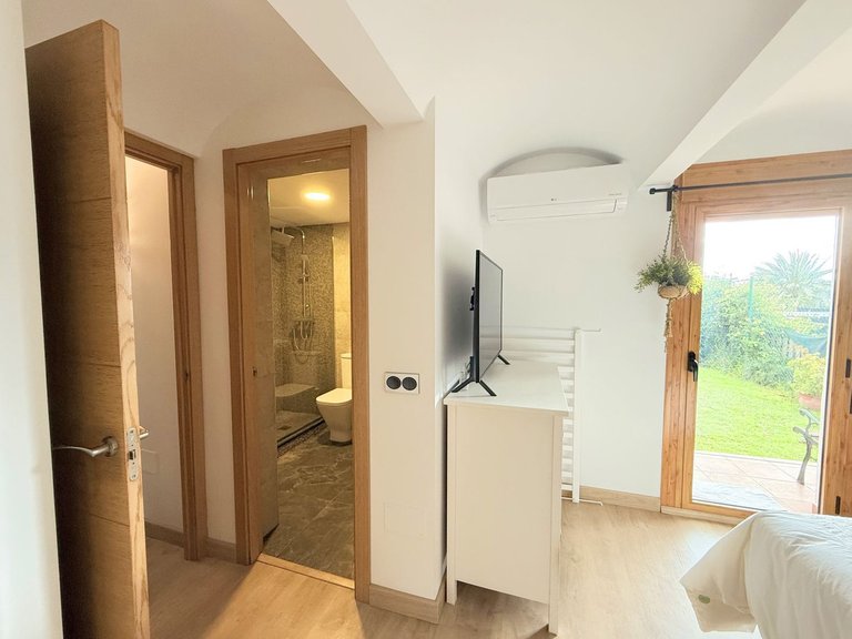 Villa for Sale in Estepona, Malaga 23