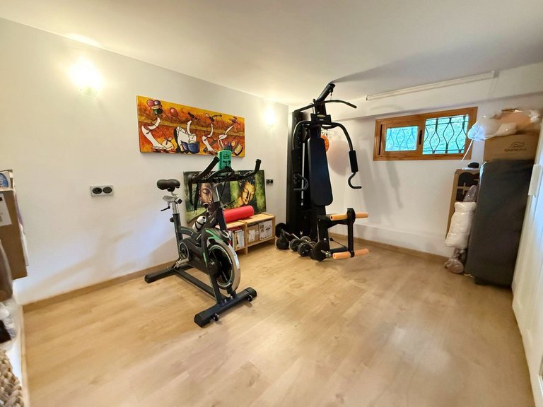 Villa for Sale in Estepona, Malaga 37