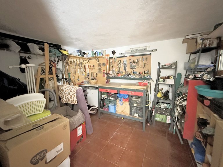 Villa for Sale in Estepona, Malaga 41