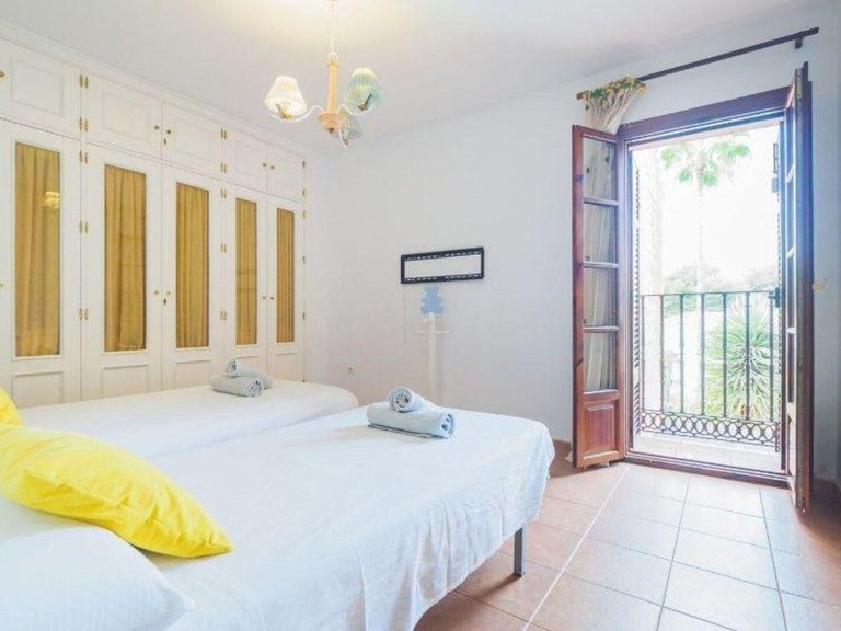 Town House for Sale in Estepona, Malaga 14