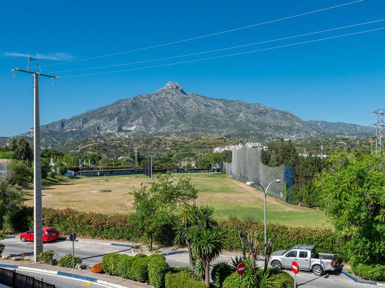 Town House for Sale in Nueva Andalucía, Malaga 30