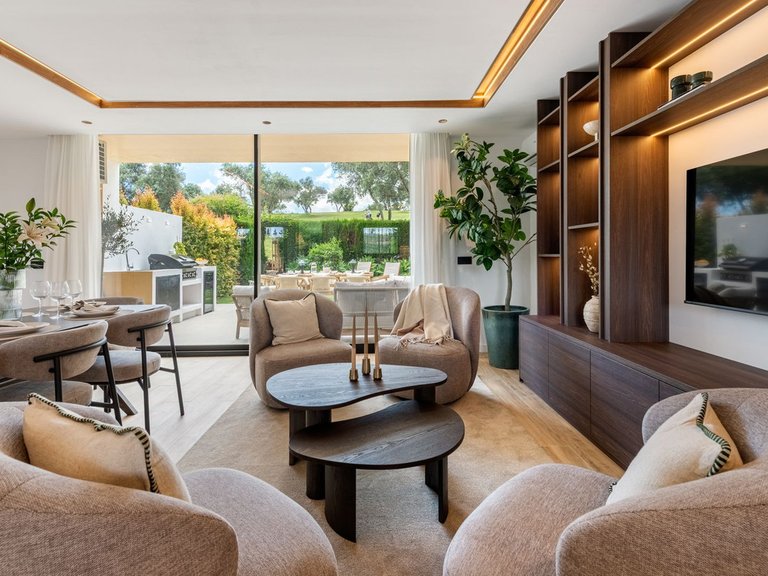 Town House for Sale in Nueva Andalucía, Malaga 5