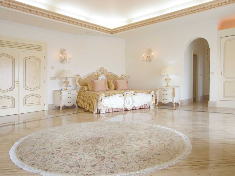 Villa for Sale in Marbella, Malaga 13