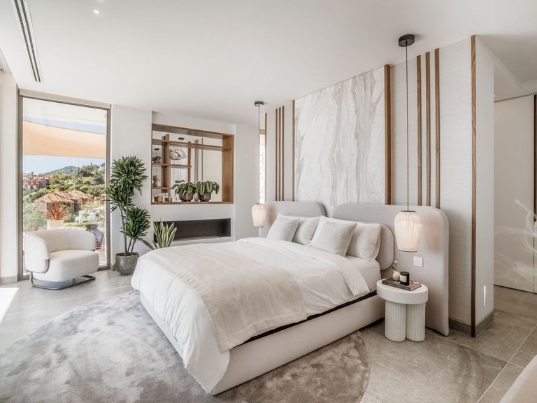 Villa for Sale in La Quinta, Malaga 14