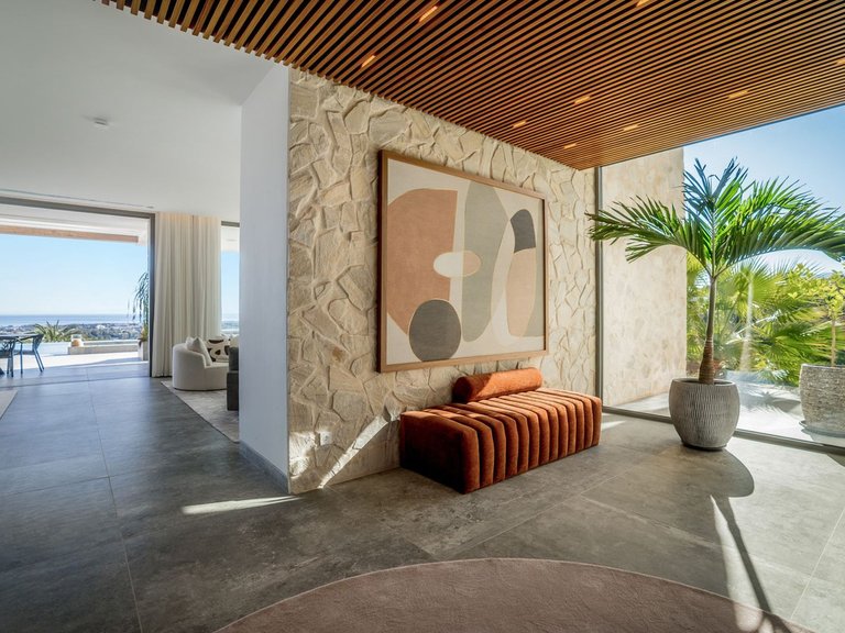 Villa for Sale in La Quinta, Malaga 22