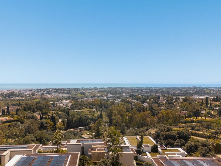 Villa for Sale in La Quinta, Malaga 27