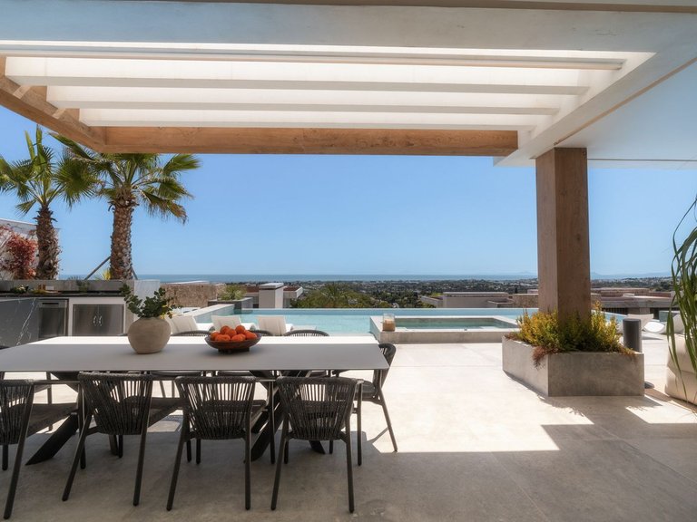 Villa for Sale in La Quinta, Malaga 29