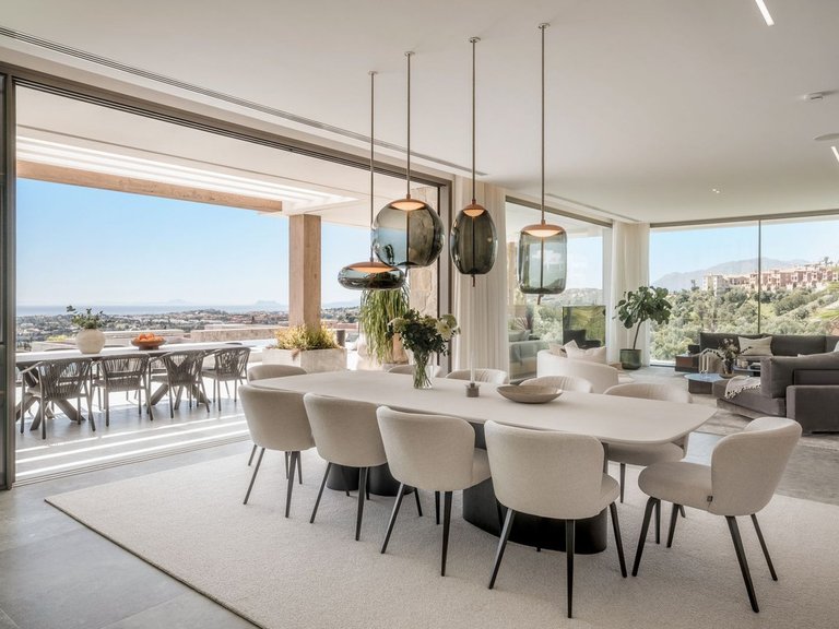 Villa for Sale in La Quinta, Malaga 6