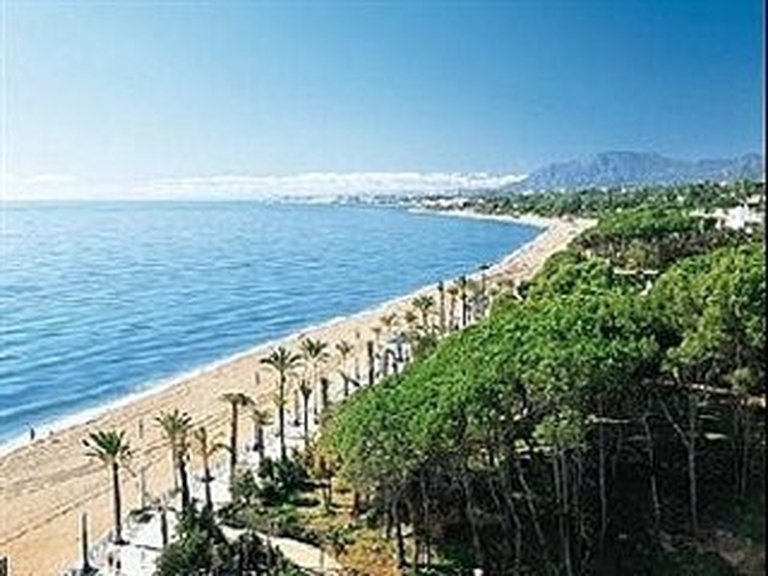 Plot for Sale in La Mairena, Malaga 12