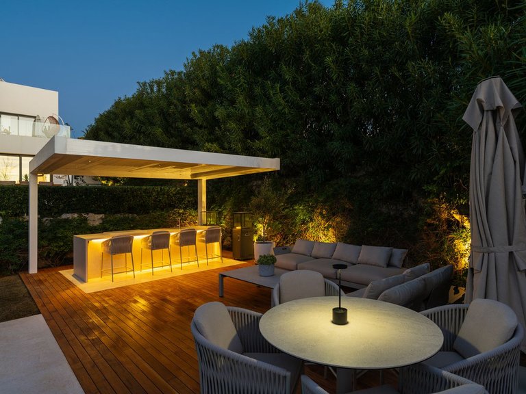 Villa for Sale in Nueva Andalucía, Malaga 17