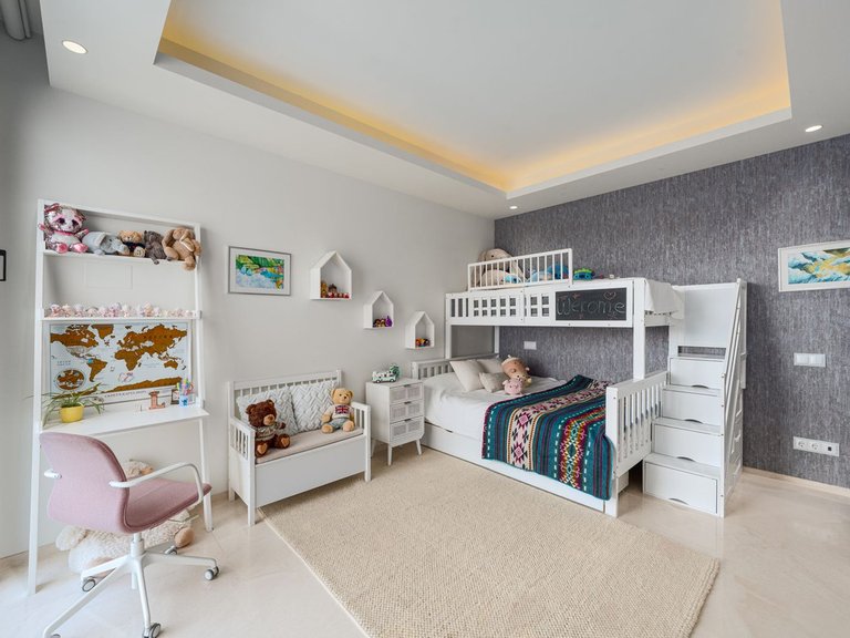 Villa for Sale in Nueva Andalucía, Malaga 23