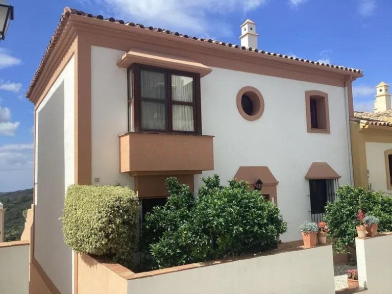 Town House for Sale in Benahavís, Malaga 1