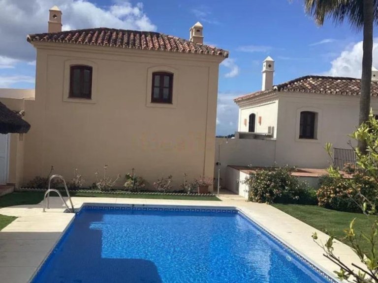 Town House for Sale in Benahavís, Malaga 16
