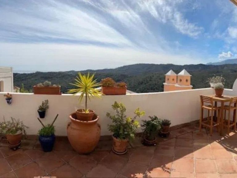 Town House for Sale in Benahavís, Malaga 3