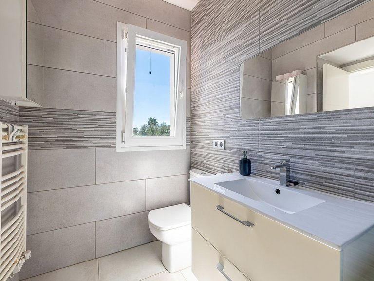 Villa for Sale in Costa del Sol, Costalita, Malaga 25