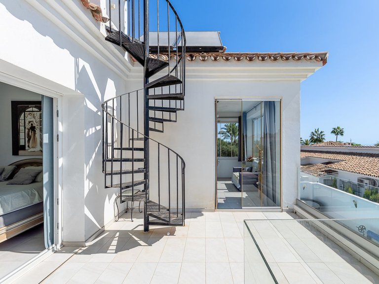 Villa for Sale in Costa del Sol, Costalita, Malaga 30