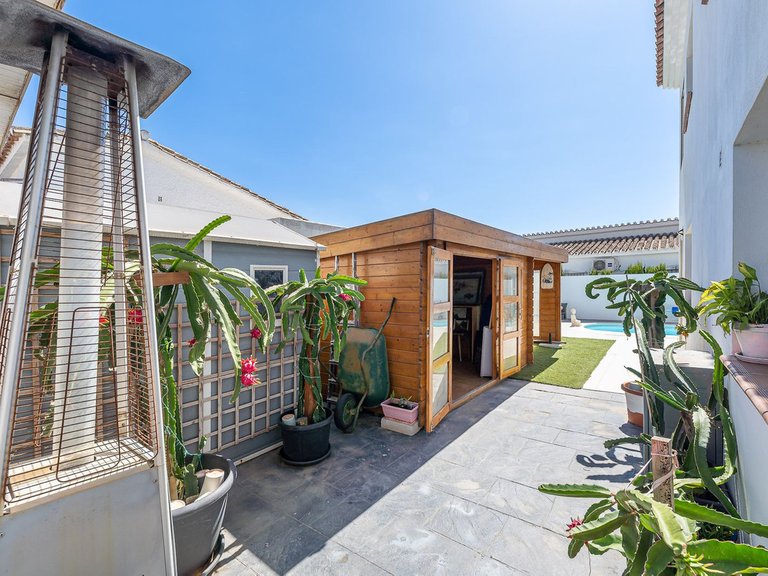 Villa for Sale in Costa del Sol, Costalita, Malaga 9