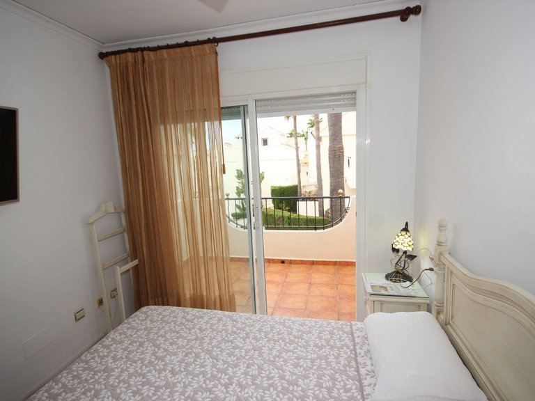 Town House for Sale in Costabella, Malaga 35