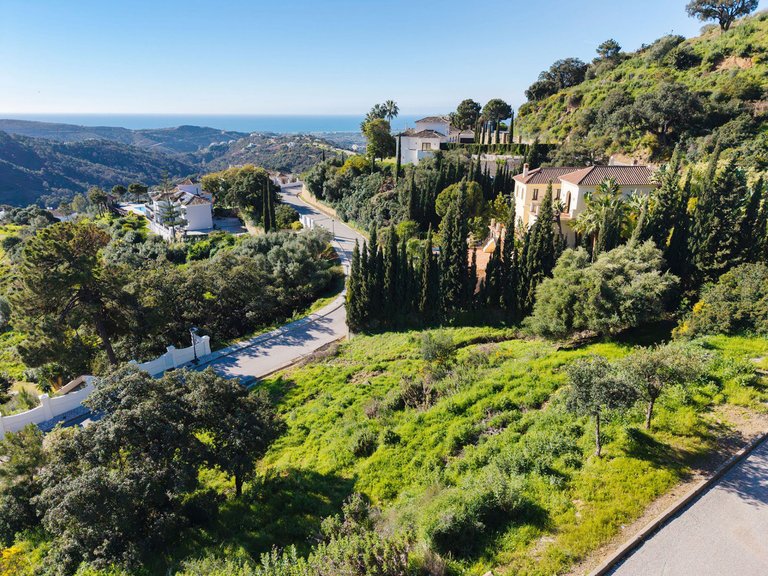 Plot for Sale in Benahavís, Malaga 1