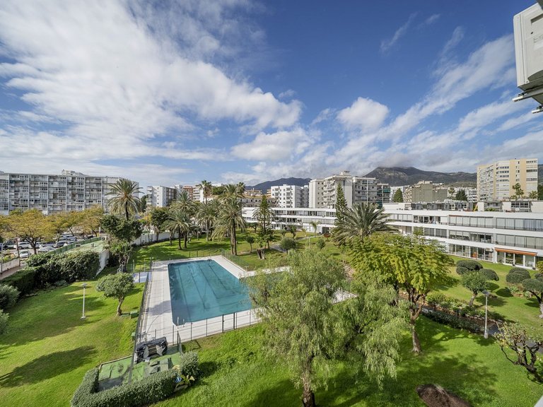 Apartment for Sale in Costa del Sol, Benalmadena Costa, Malaga 1