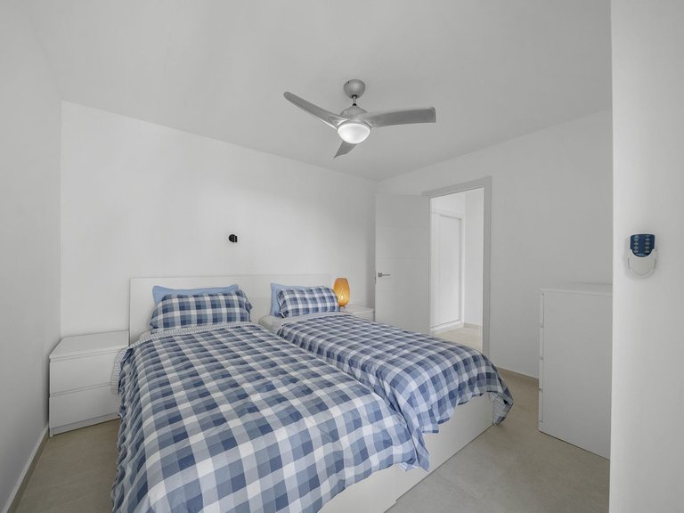 Apartment for Sale in Costa del Sol, Benalmadena Costa, Malaga 11