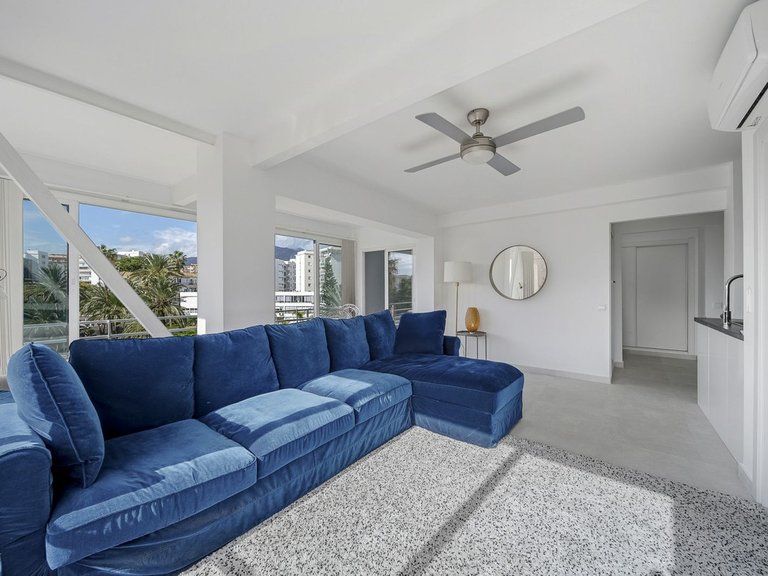 Apartment for Sale in Costa del Sol, Benalmadena Costa, Malaga 4
