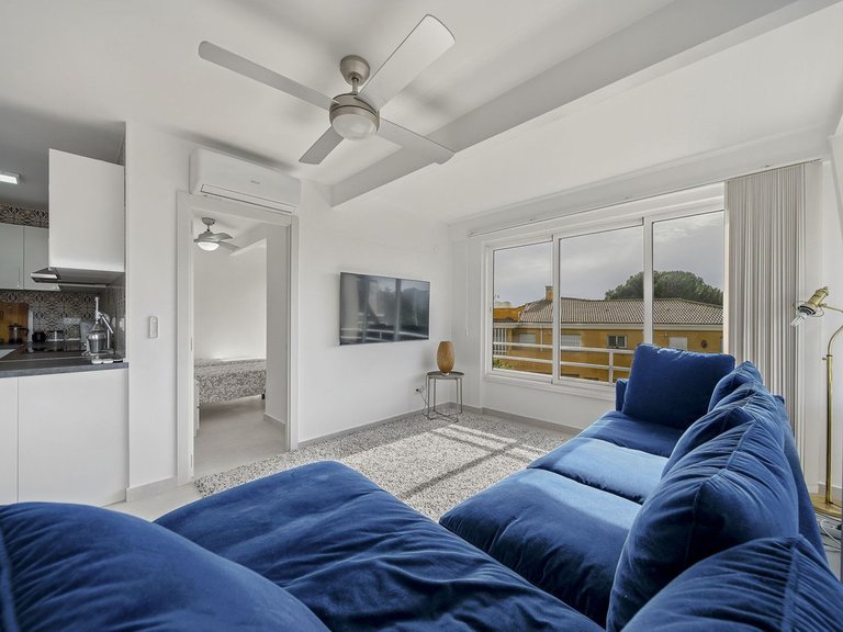 Apartment for Sale in Costa del Sol, Benalmadena Costa, Malaga 5