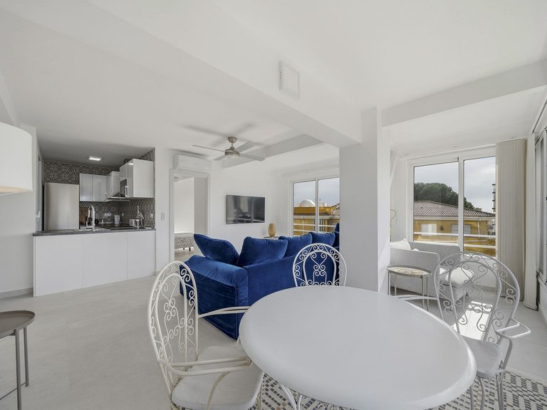 Apartment for Sale in Costa del Sol, Benalmadena Costa, Malaga 6