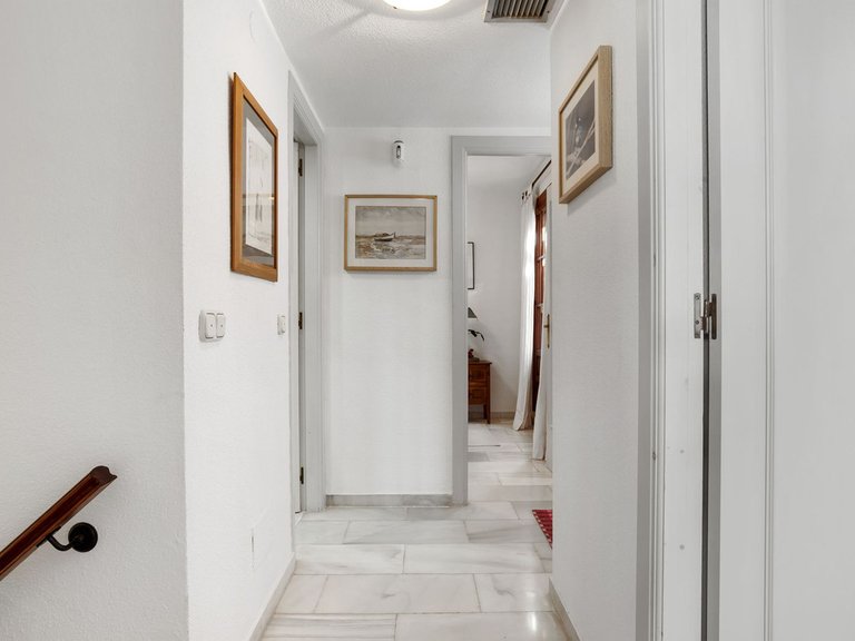 Town House for Sale in New Golden Mile, Malaga 12