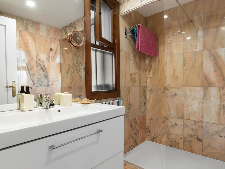 Town House for Sale in New Golden Mile, Malaga 14