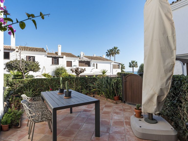 Town House for Sale in New Golden Mile, Malaga 8