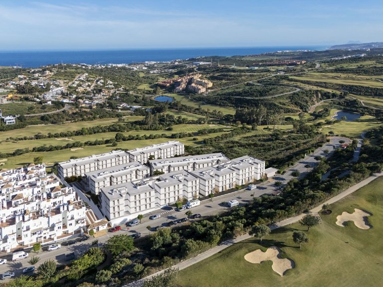 Apartment for Sale in Valle Romano, Malaga 11