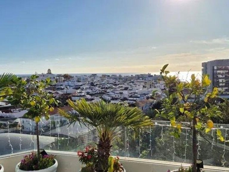 Apartment for Sale in Estepona, Malaga 4