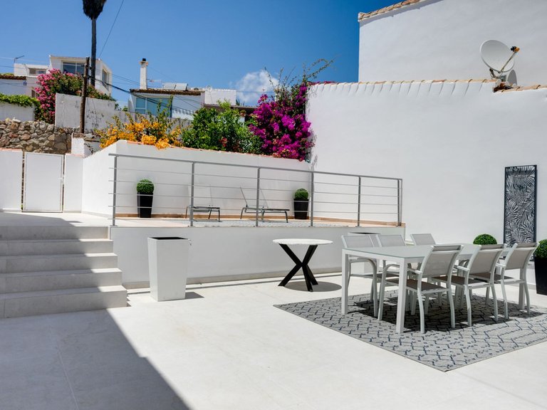 Apartment for Sale in Costa del Sol, Estepona, Malaga 11