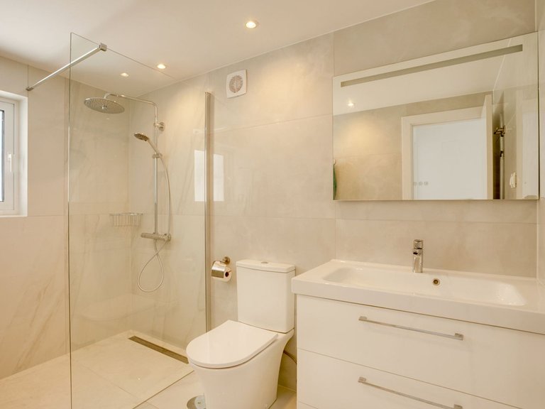 Apartment for Sale in Costa del Sol, Estepona, Malaga 14