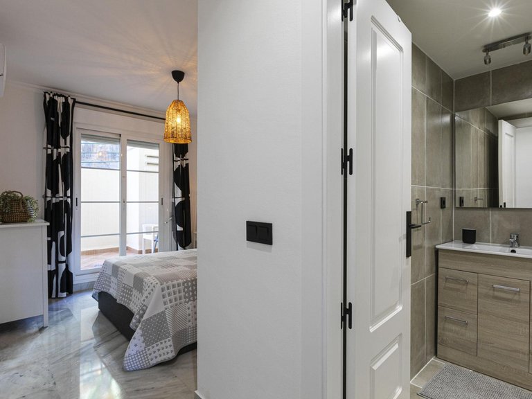 Apartment for Sale in Costa del Sol, Nueva Andalucía, Malaga 12
