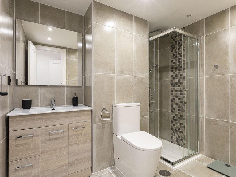 Apartment for Sale in Costa del Sol, Nueva Andalucía, Malaga 13