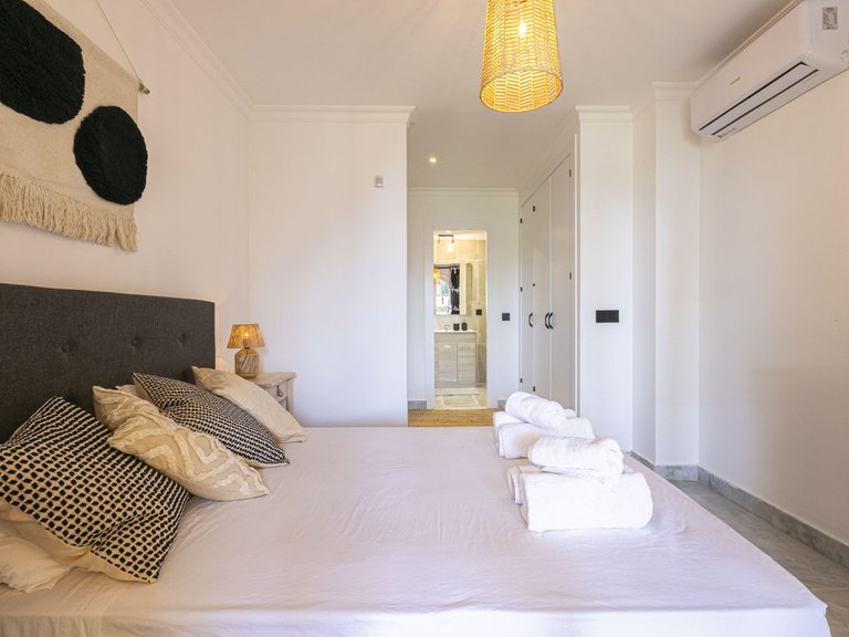 Apartment for Sale in Costa del Sol, Nueva Andalucía, Malaga 21