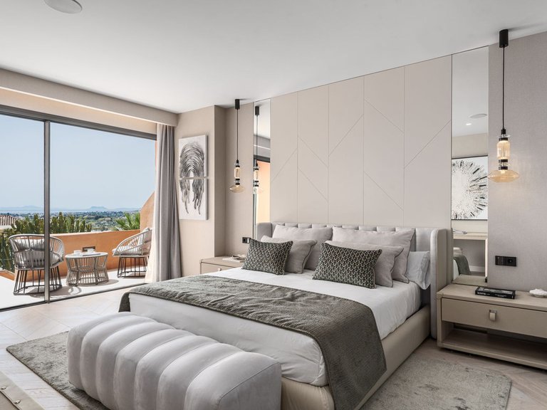 Apartment for Sale in Nueva Andalucía, Malaga 22