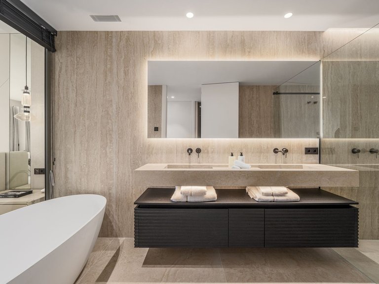 Apartment for Sale in Nueva Andalucía, Malaga 25