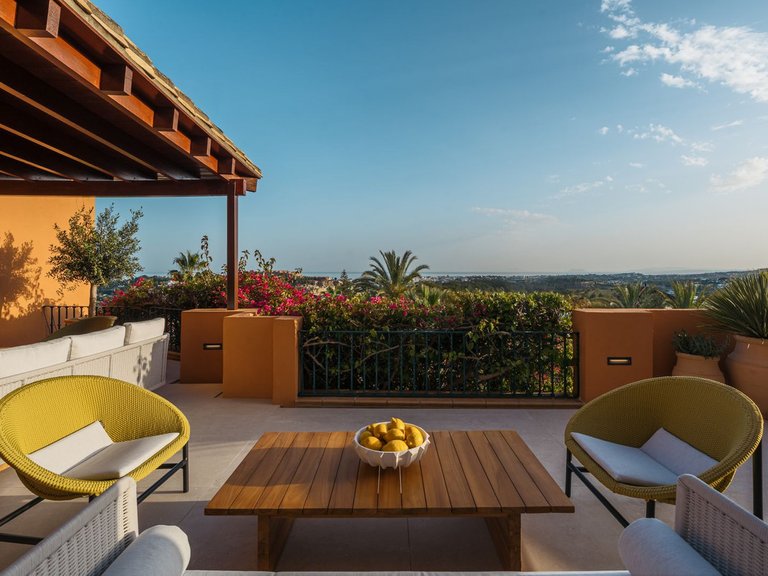 Apartment for Sale in Nueva Andalucía, Malaga 29