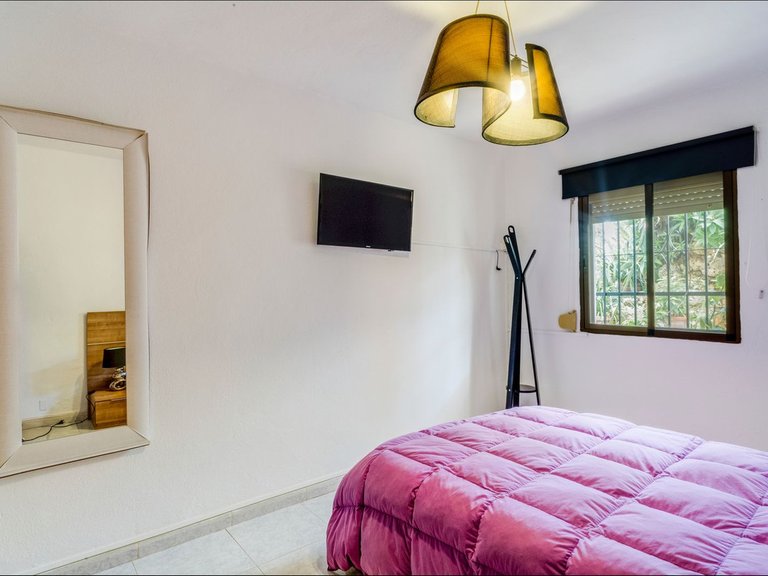 Villa for Sale in Las Chapas, Malaga 36