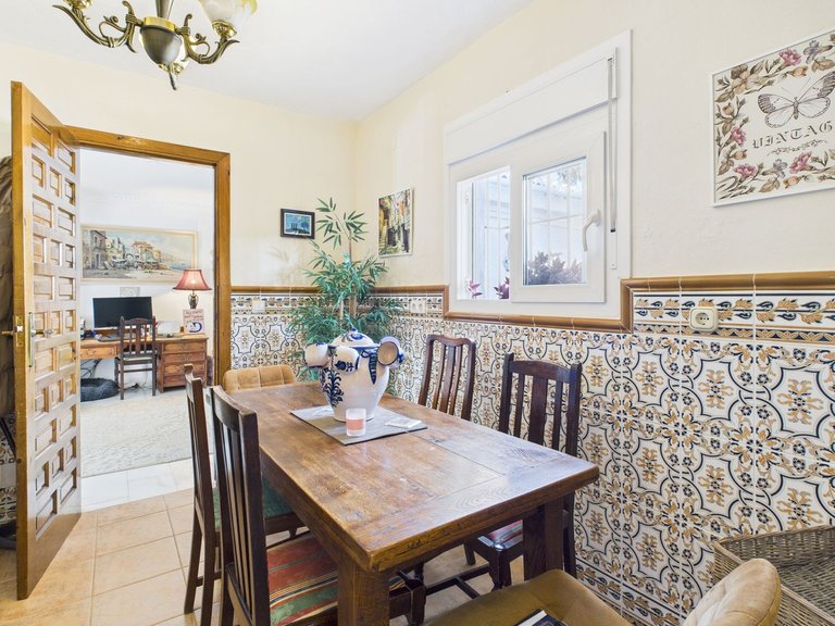 Villa for  in Estepona, Malaga 12