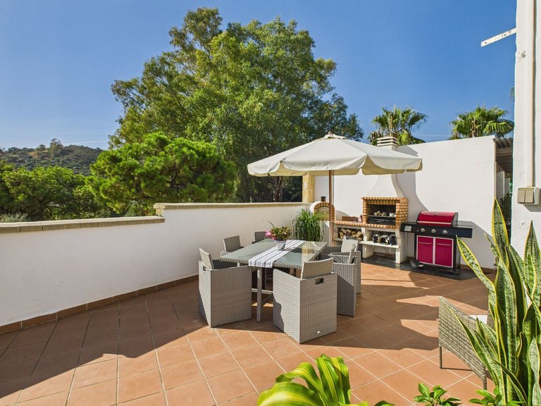 Villa for  in Estepona, Malaga 2