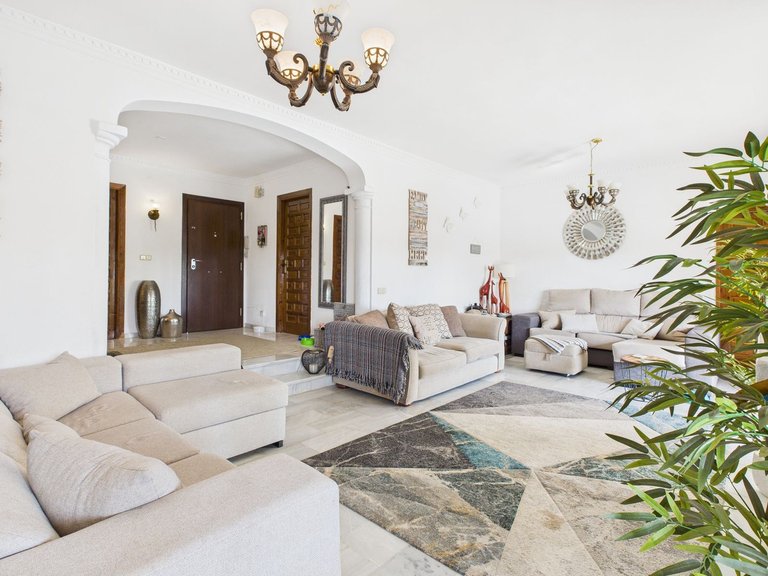 Villa for  in Estepona, Malaga 28