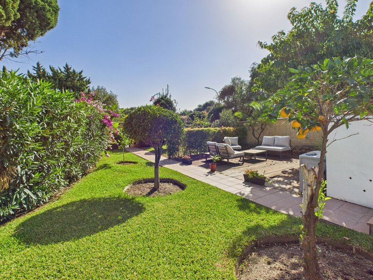 Villa for  in Estepona, Malaga 3