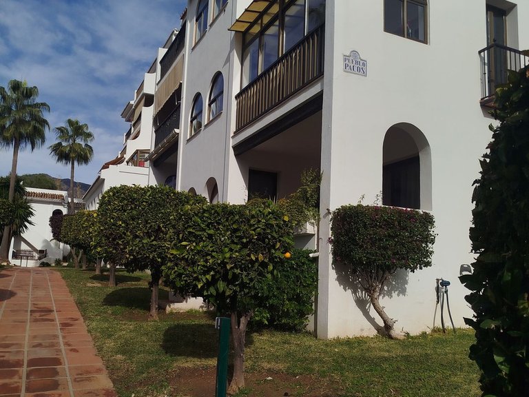 Apartment for Sale in Los Pacos, Malaga 1