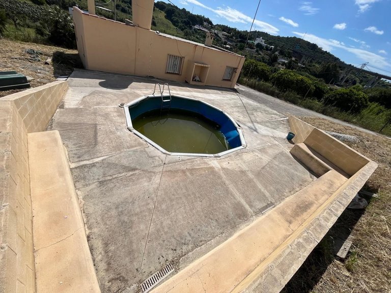 Country House for Sale in Estepona, Malaga 1