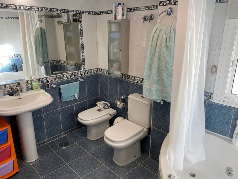 Apartment for Sale in Costa del Sol, Benalmadena Costa, Malaga 18